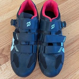 Men’s Peloton Cycling Shoes Size 43 / US 9. Great Gently Used Condition